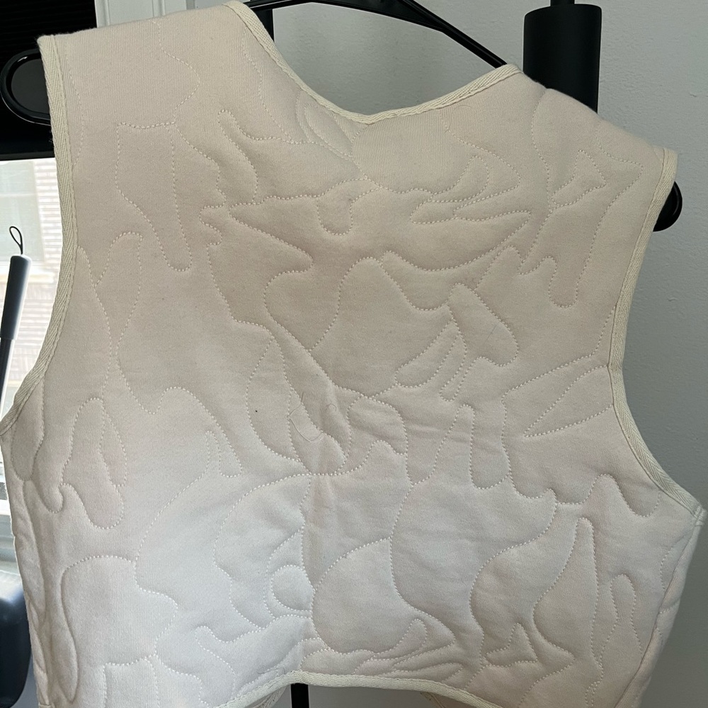 Mango women’s Textured Cotton Vest size M
